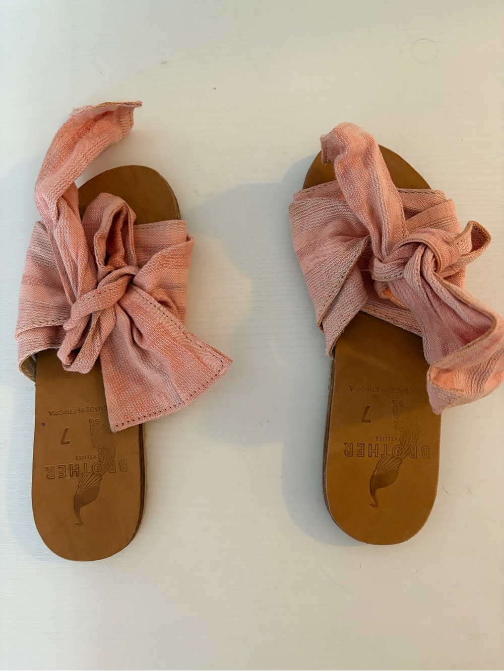 NWOT Brother Vellies Burkina Slides